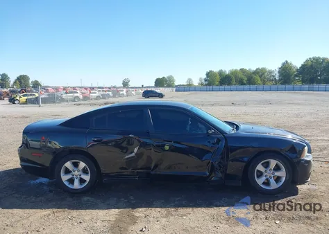 2013 Dodge Charger Se z USA, uszkodzony, nr VIN 2C3CDXBG8DH593276